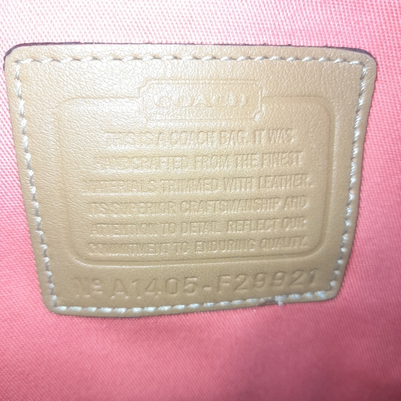 Coach F29921 Hadley Variegated Striped Duffle Silver/coral - Picture 10 of 16